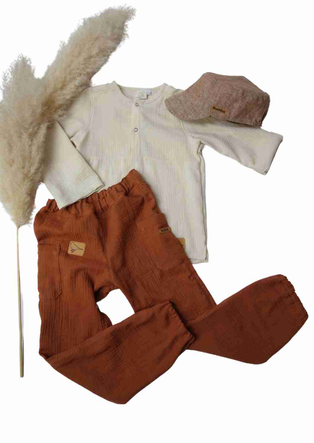 versandbereit Bio Musselinhose für Kinder "Birke" 122/128, terracotta