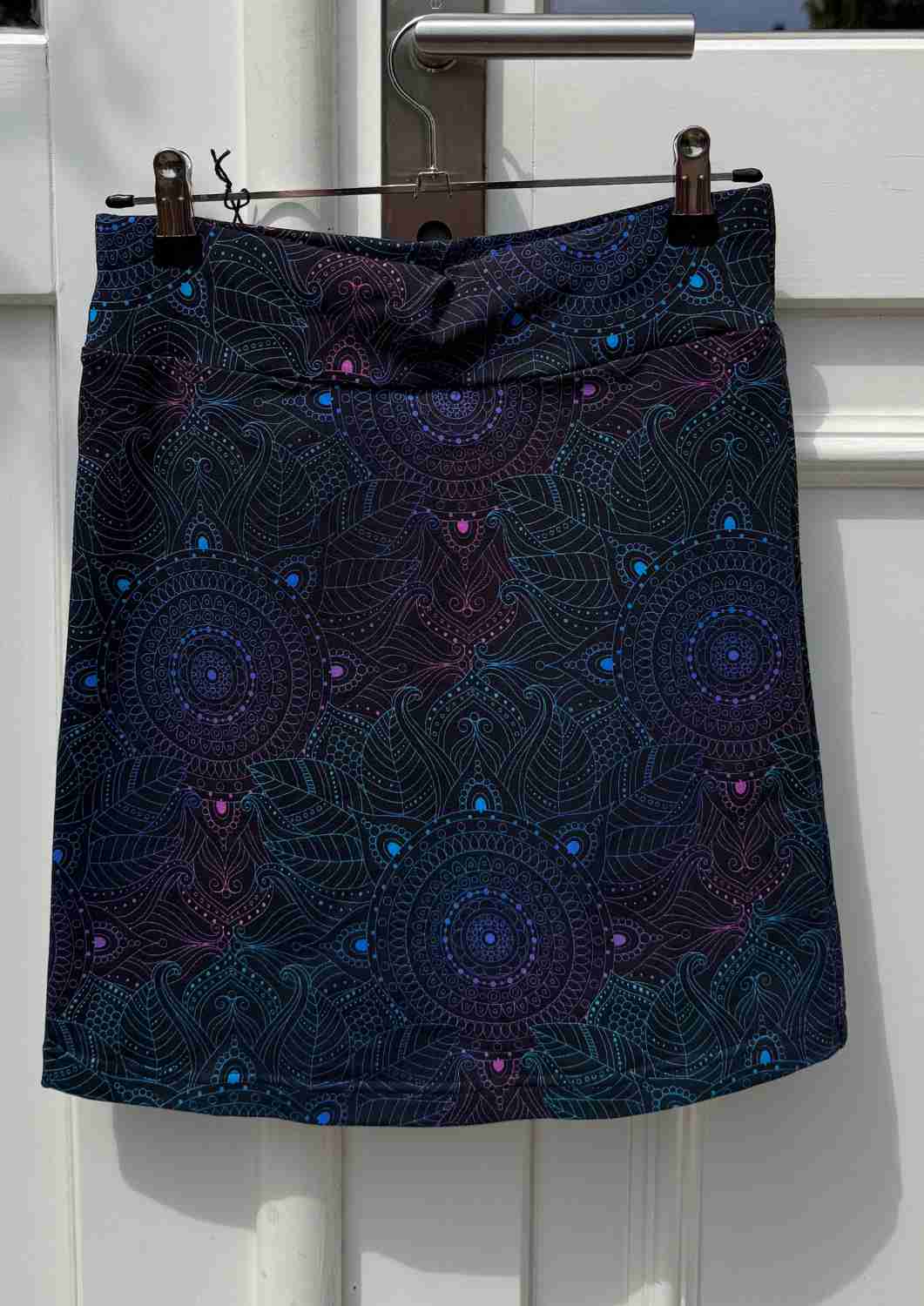 Versandbereit: Mini Rock aus Jersey für Damen "Fingerhut", S, M, XL, Mandalas