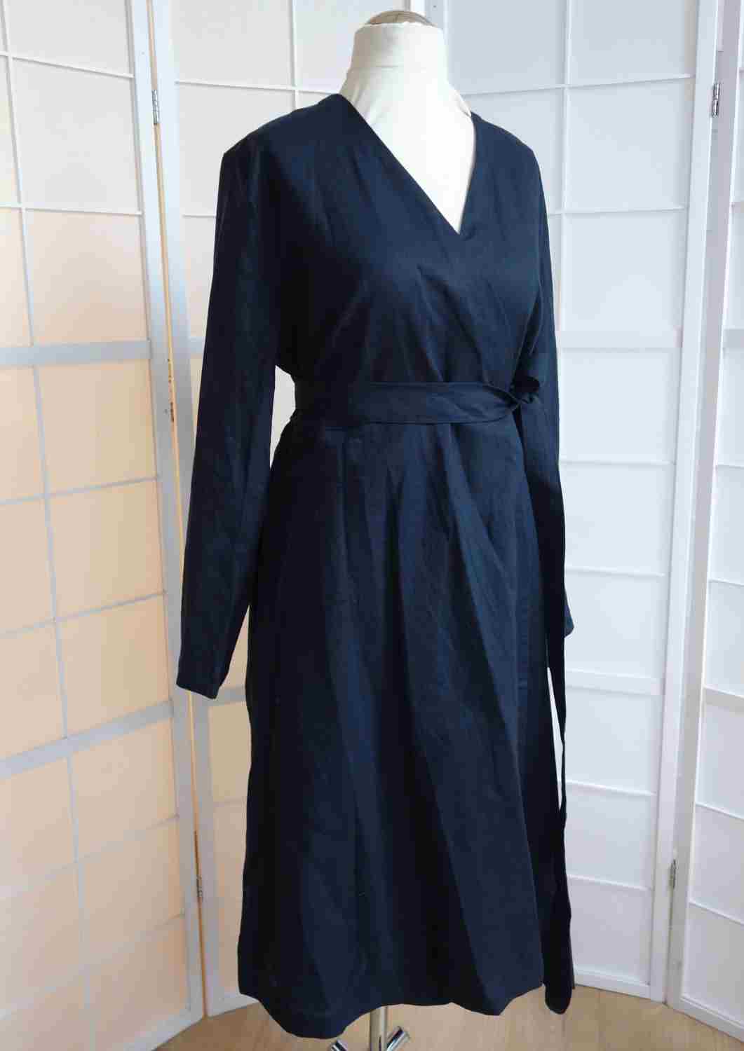 versandbereit: Wickelkleid Leinen "Ranunkel" für Damen, lange Ärmel, XL, dunkelblau