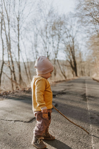 versandbereit - Bio-Pullover mit Regenbogen, gelb