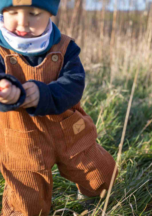 Latzhose aus Cord mit Bündchen "Weide"