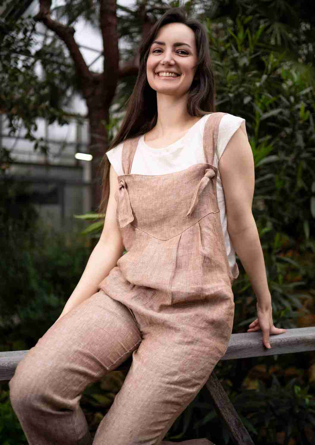 Latzhose aus Leinen für Damen "Magnolie"