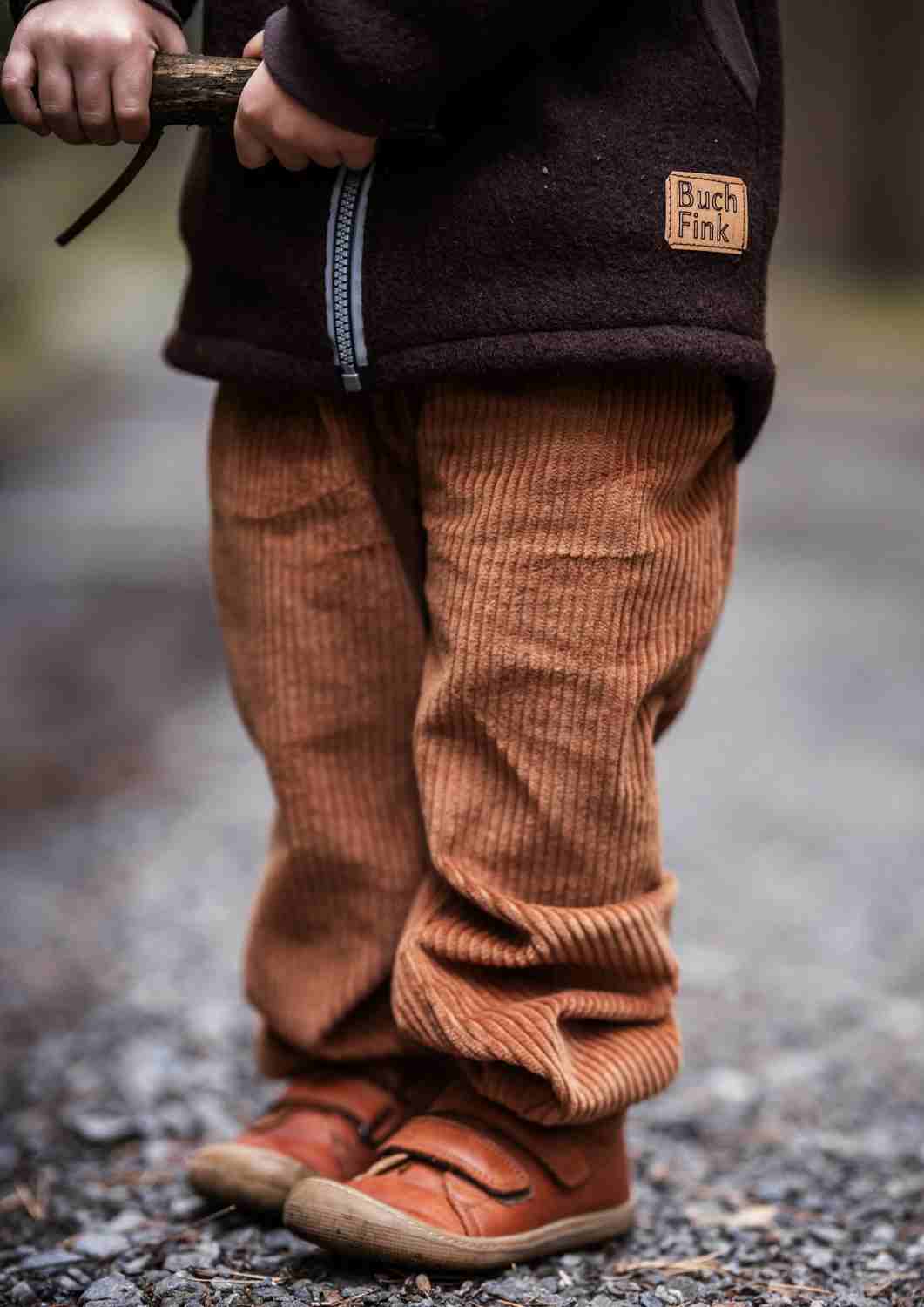 Bio-Pumphose aus Cord "Kastanie", messing