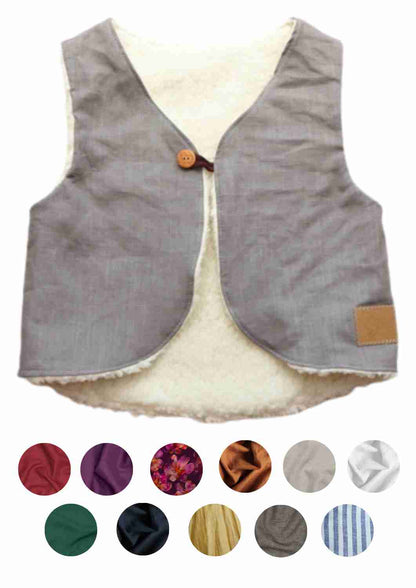 Leinenweste für Kinder gefüttert mit Baumwollplüsch "Schafgarbe", mit Applikation